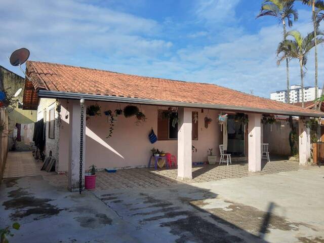 Casa para Venda em Mongaguá - 1