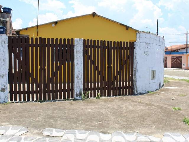 Casa para Venda em Mongaguá - 1