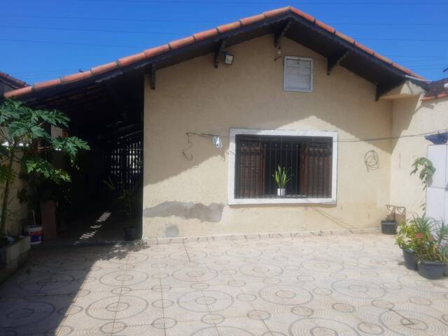 #1062 - Casa para Venda em Mongaguá - SP - 2