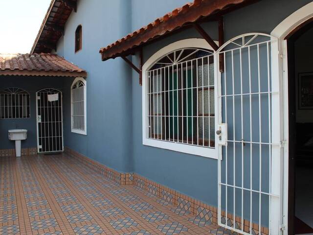 Casa para Venda em Mongaguá - 2
