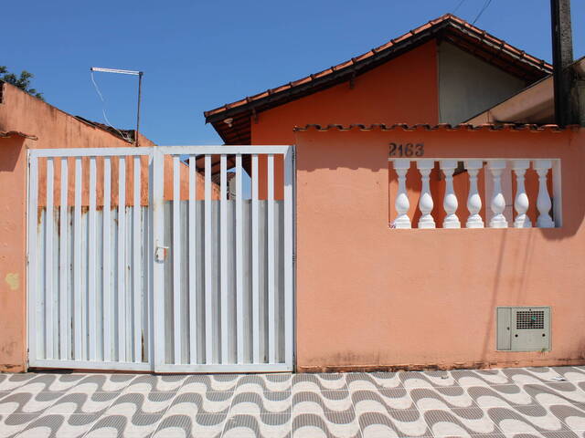 Casa para Venda em Mongaguá - 1