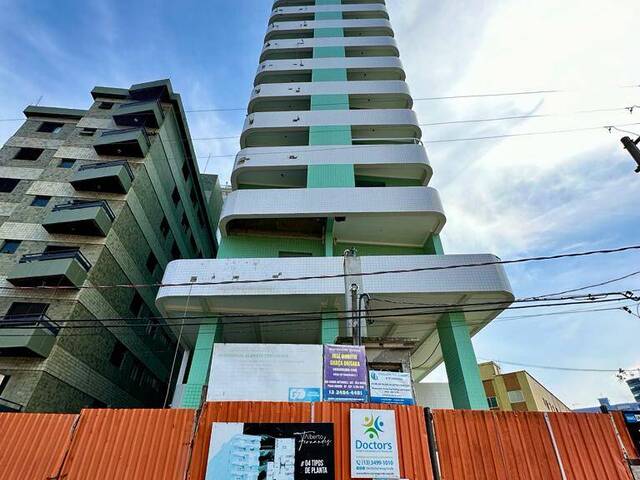 #1352 - Apartamento para Venda em Praia Grande - SP