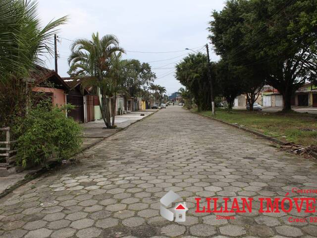 Casa para Venda em Mongaguá - 2
