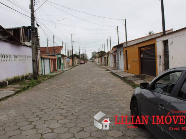 Casa para Venda em Mongaguá - 2