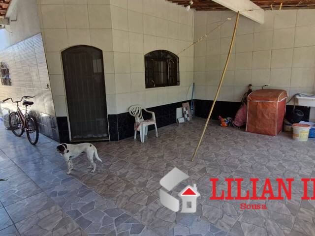 Casa para Venda em Mongaguá - 2