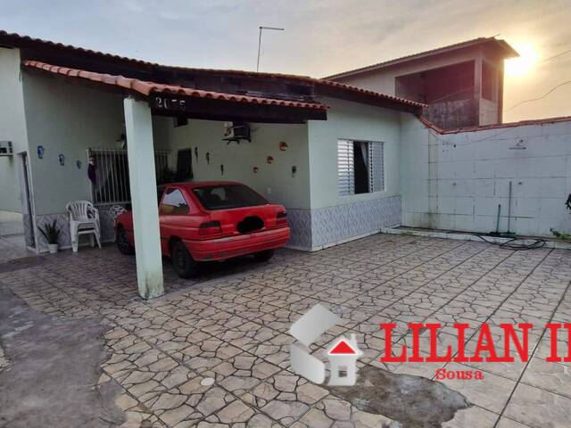 Casa para Venda em Mongaguá - 2