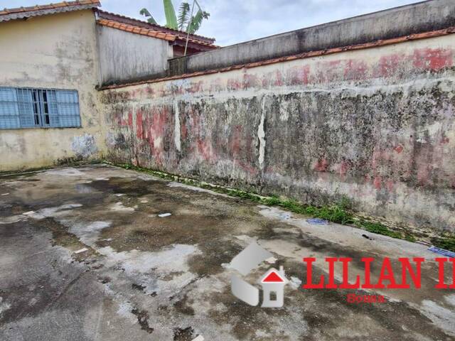 #1866 - Casa para Venda em Mongaguá - SP - 2