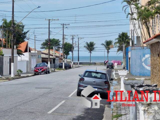 Casa para Venda em Mongaguá - 2