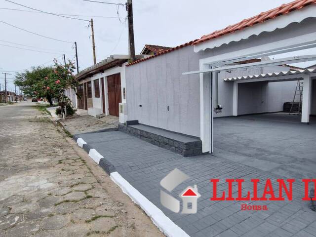 #1967 - Casa para Venda em Mongaguá - SP - 2