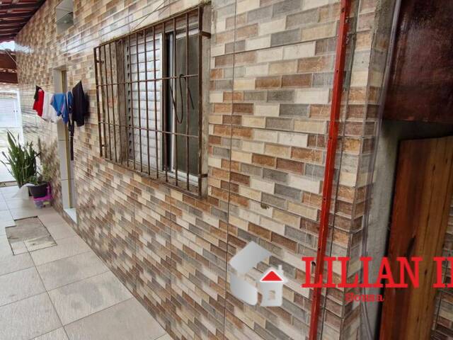 #1976 - Casa para Venda em Mongaguá - SP - 2