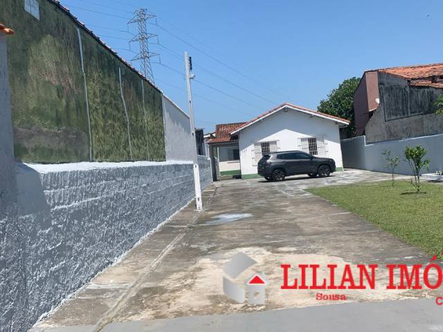 Casa para Venda em Mongaguá - 2