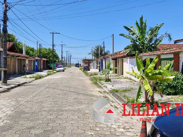 Edícula para Venda em Mongaguá - 2