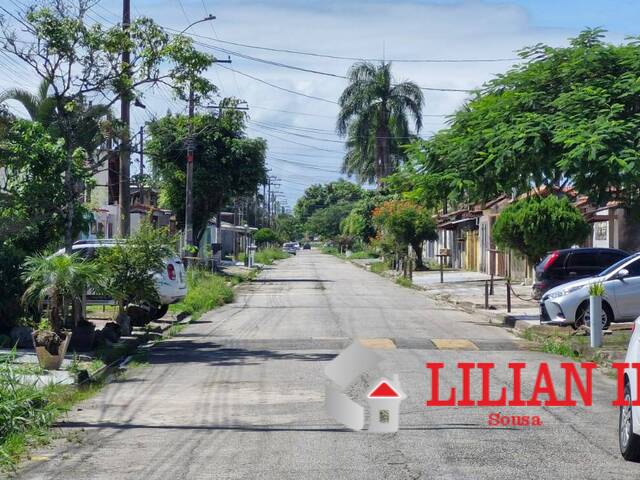 #2026 - Casa para Venda em Itanhaém - SP - 2