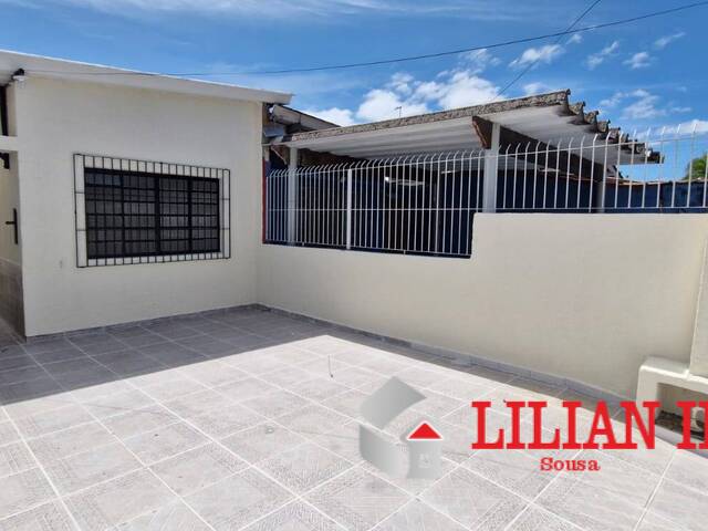 #1958 - Casa para Venda em Mongaguá - SP