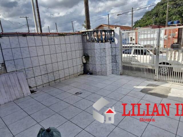 #2033 - Casa para Venda em Mongaguá - SP - 2