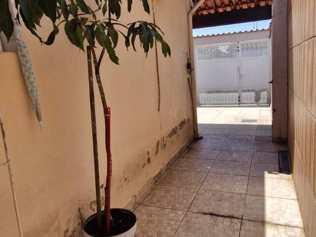 #2040 - Casa para Venda em Mongaguá - SP - 3