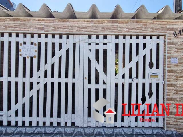 #2051 - Casa para Venda em Mongaguá - SP