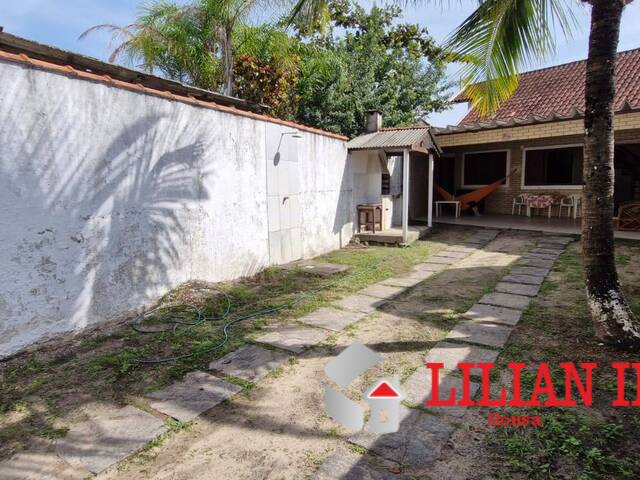 #2061 - Casa para Venda em Mongaguá - SP - 1