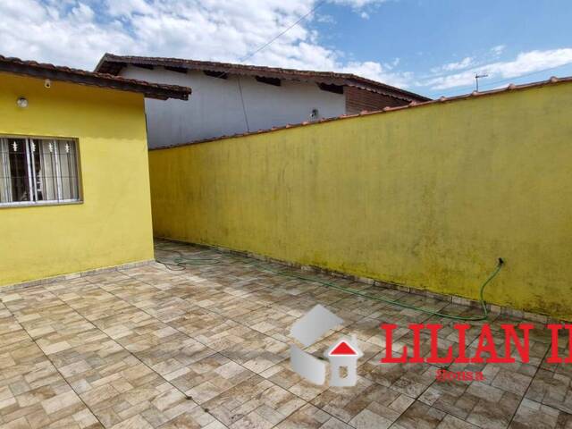 #2100 - Casa para Venda em Mongaguá - SP