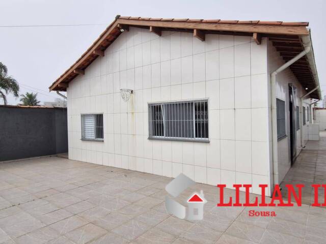 #1815 - Casa para Venda em Mongaguá - SP