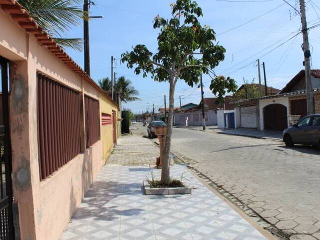 #1202 - Casa para Venda em Mongaguá - SP